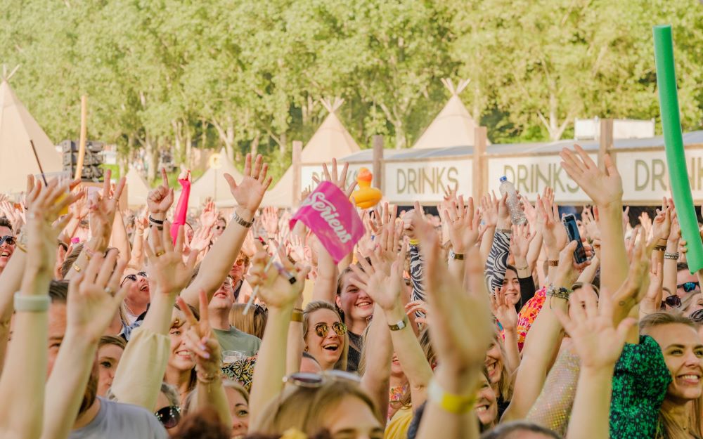 Experience bank holiday weekend festivals with Dublin Express