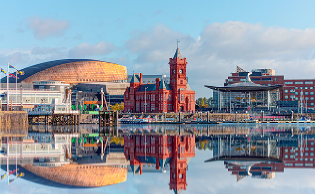 group coach hire to Cardiff