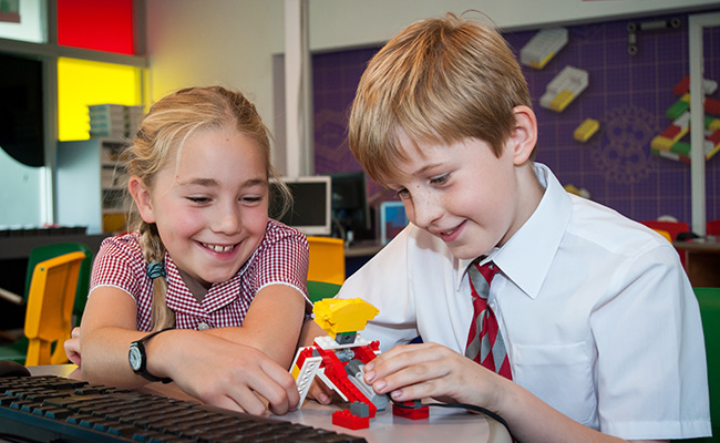 benefits of school coach hire