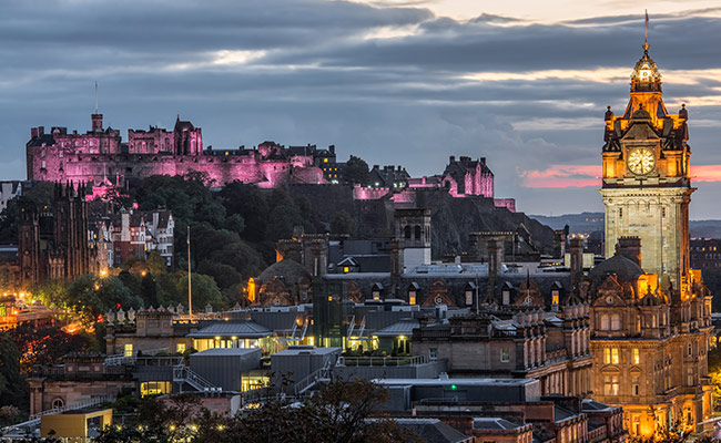 Edinburgh Skyline by Coach